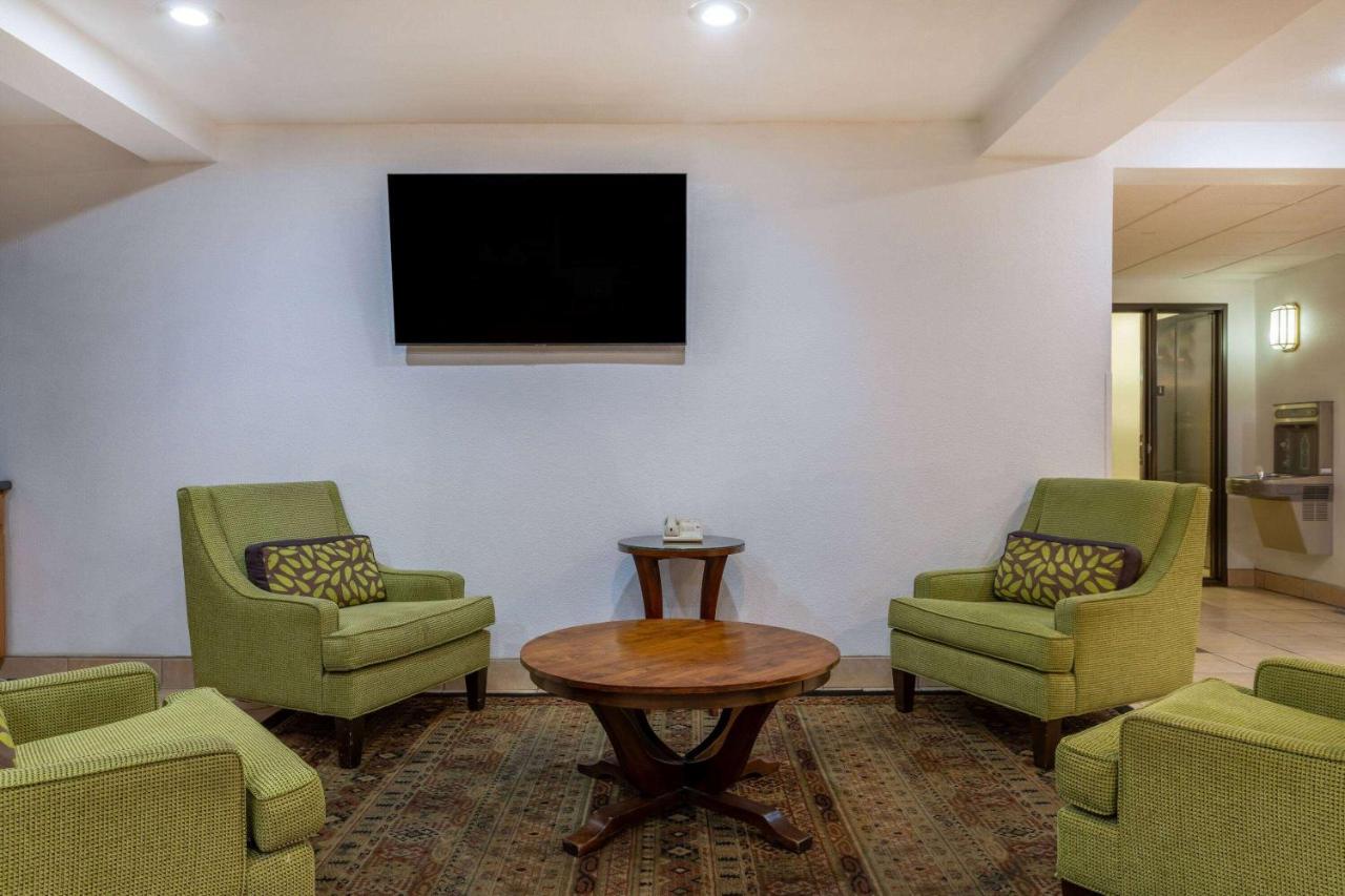 Super 8 By Wyndham The Dalles Or Bagian luar foto